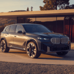 a-photograph-of-a-futuristic-luxury-suv-_WFJjgILnQ766G8k0UO8lAQ_eFb6SklHRlqQkRHJ2jOaEg