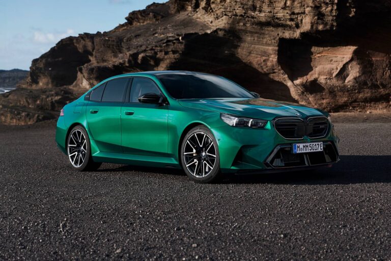 2025_bmw_m5_sedan_base_fq_oem_1_1600