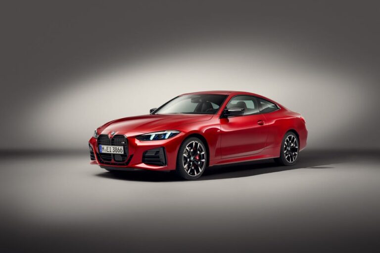 2025-bmw-m440i-coupe-front-three-quarters-2-65b931cb9a5ad